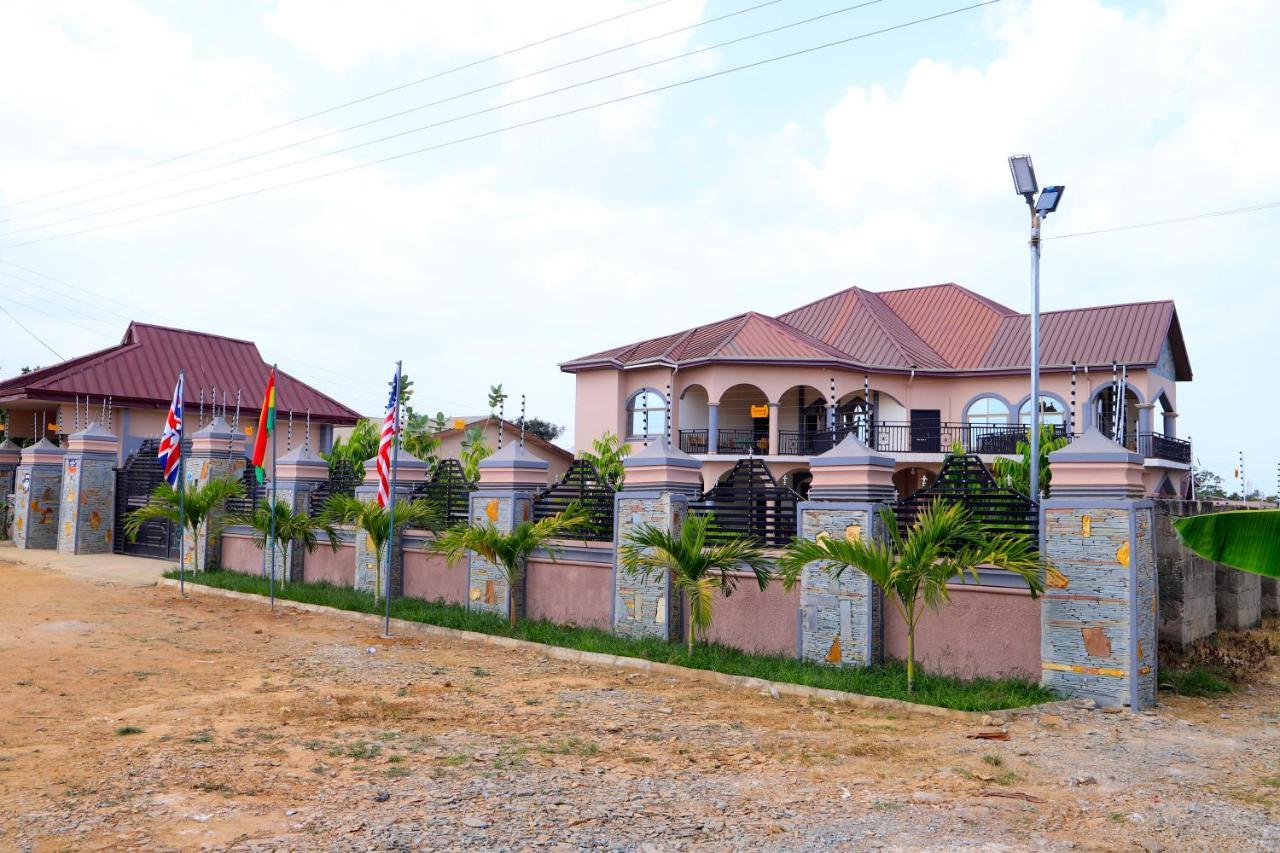 Osaah Bema Lodge Antoa Exterior foto